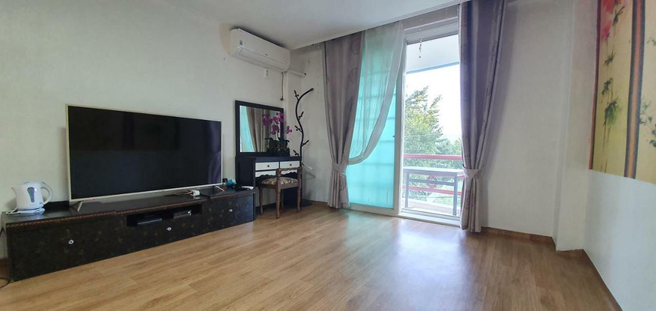 Gangchon Beautiful Pension Чунчеон Екстериор снимка